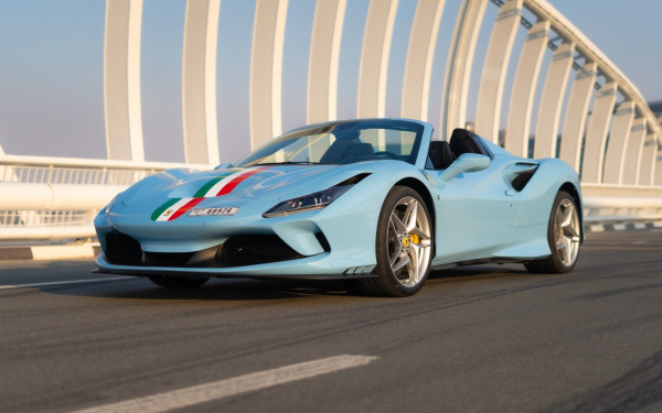 Discover Dubai with Ferrari Rental: Advice